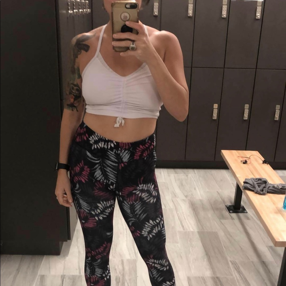 Fabletics Sports Bra size M